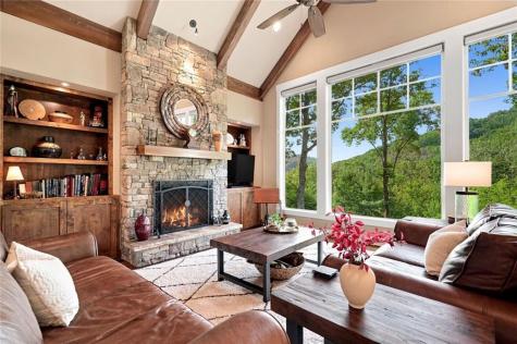 107 Disharoon Drive Big Canoe GA 30143