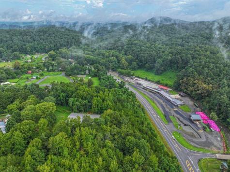 8 Taylor Road Helen GA 30545