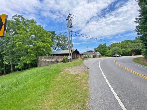 7089 Highway. 19n Dahlonega GA 30533