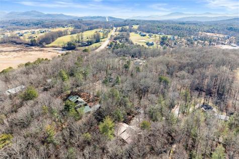 425 Enchanted Woods Blairsville GA 30512