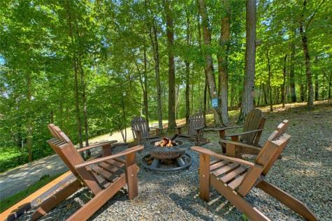 22 Kings Court Ellijay GA 30540