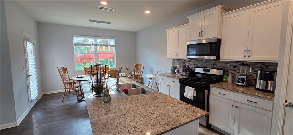 5551 Foxglove Way Oakwood GA 30566