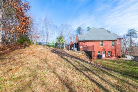 351 Shoals Lane Clarkesville GA 30523