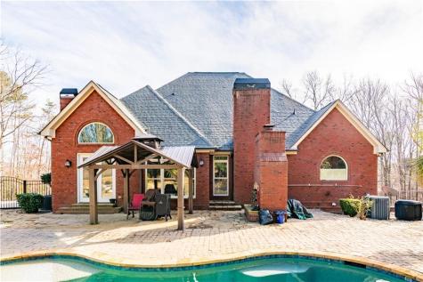351 Shoals Lane Clarkesville GA 30523