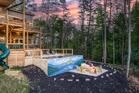356 Mountain Ridge Drive Blue Ridge GA 30513