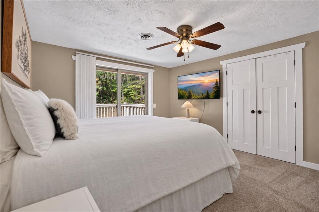 1657 Turniptown Road Ellijay GA 30536