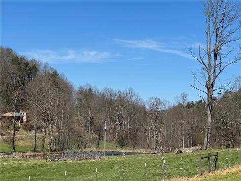 137 Blue Spruce Drive Blairsville GA 30512