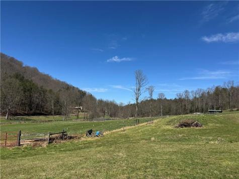 137 Blue Spruce Drive Blairsville GA 30512