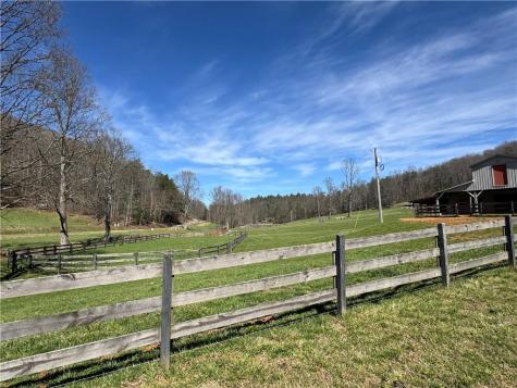 137 Blue Spruce Drive Blairsville GA 30512