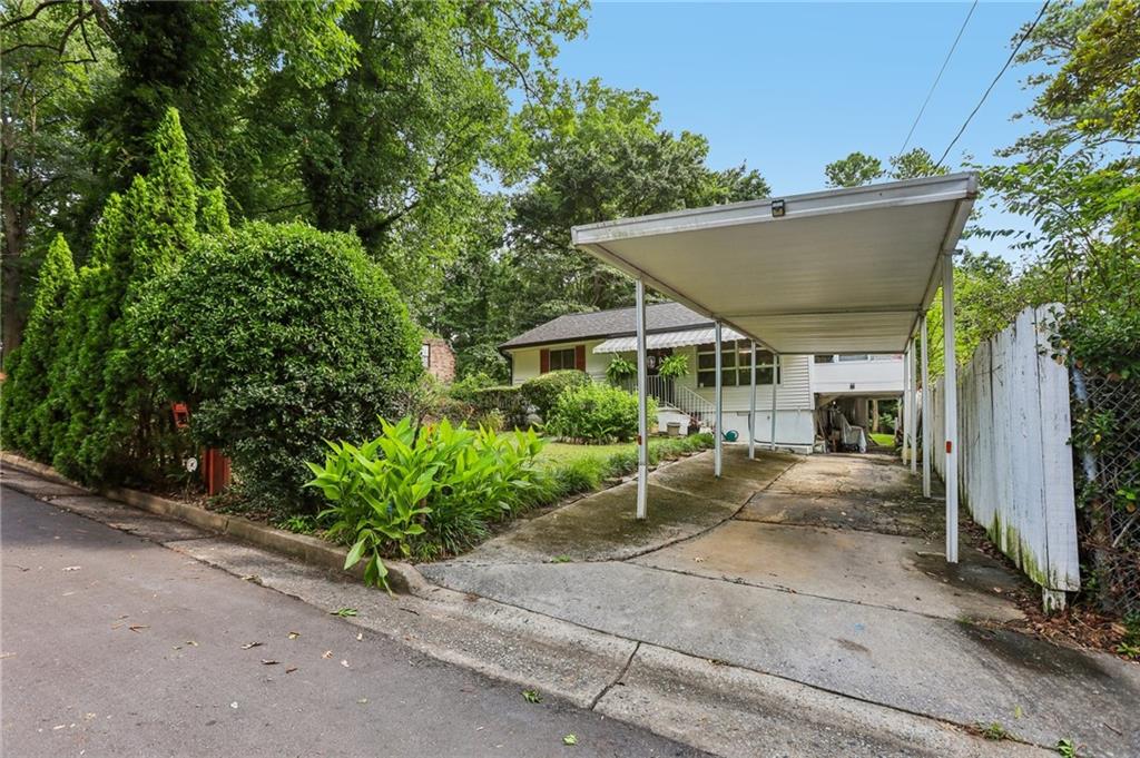 1955 Spink Street NW Atlanta GA 30318
