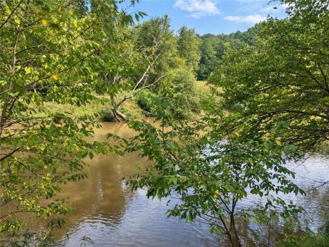 816 Navaho Way Ellijay GA 30540