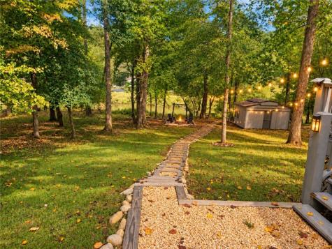 816 Navaho Way Ellijay GA 30540