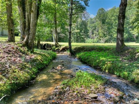 7233 Shakerag Road Ellijay GA 30540