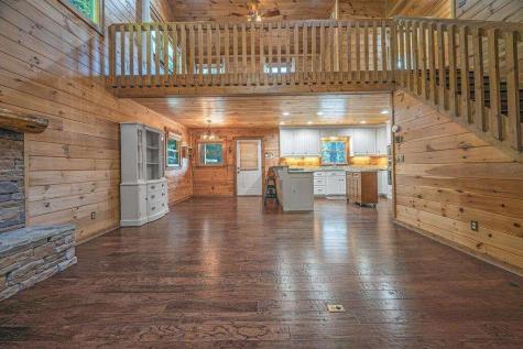 72 Gibbs Trail Mineral Bluff GA 30559