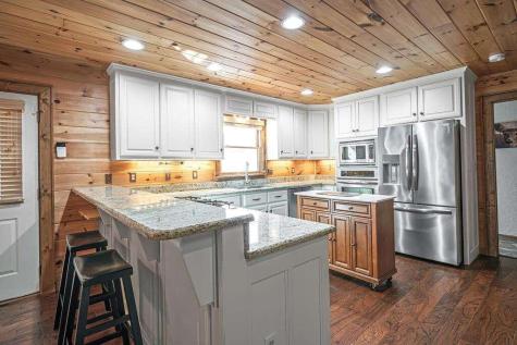72 Gibbs Trail Mineral Bluff GA 30559
