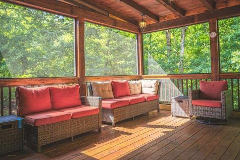 72 Gibbs Trail Mineral Bluff GA 30559