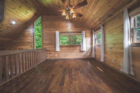 72 Gibbs Trail Mineral Bluff GA 30559