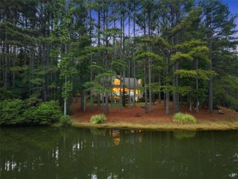 404 Golden Delicious Road Clarkesville GA 30523