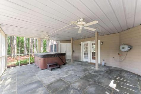 404 Golden Delicious Road Clarkesville GA 30523