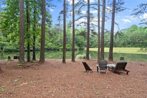 404 Golden Delicious Road Clarkesville GA 30523