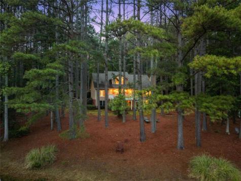 404 Golden Delicious Road Clarkesville GA 30523