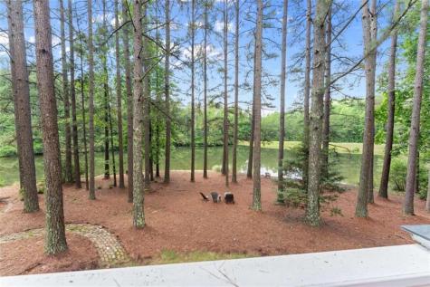 404 Golden Delicious Road Clarkesville GA 30523