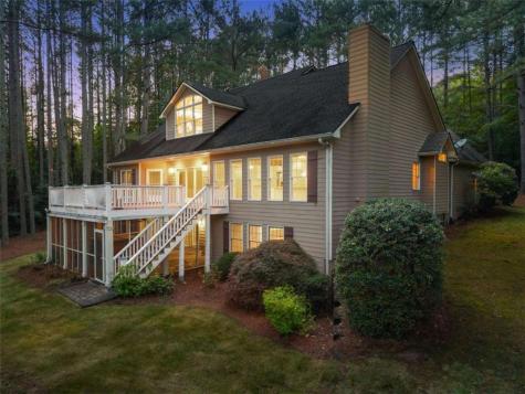 404 Golden Delicious Road Clarkesville GA 30523