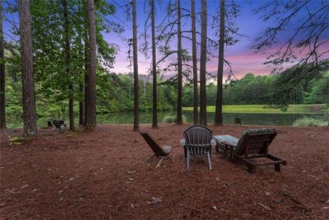 404 Golden Delicious Road Clarkesville GA 30523