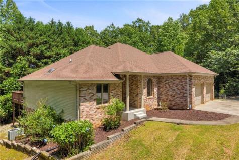 160 Quail Ridge Drive Cleveland GA 30528