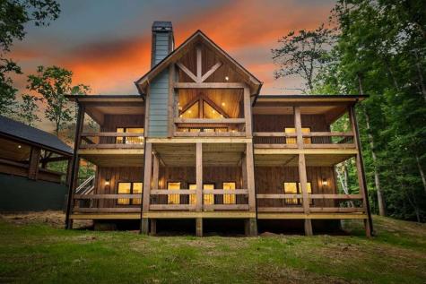 84 Shermans Court Mccaysville GA 30555