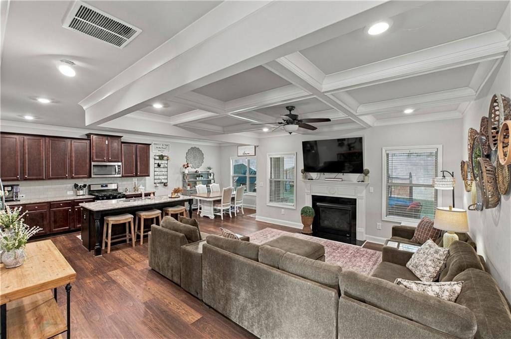 1826 Holman Forest Drive Hoschton GA 30548