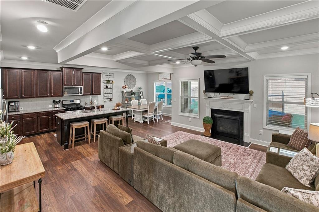 1826 Holman Forest Drive Hoschton GA 30548