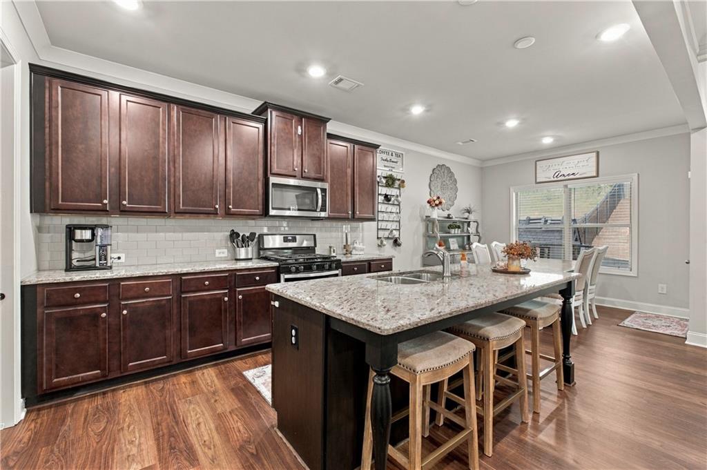 1826 Holman Forest Drive Hoschton GA 30548