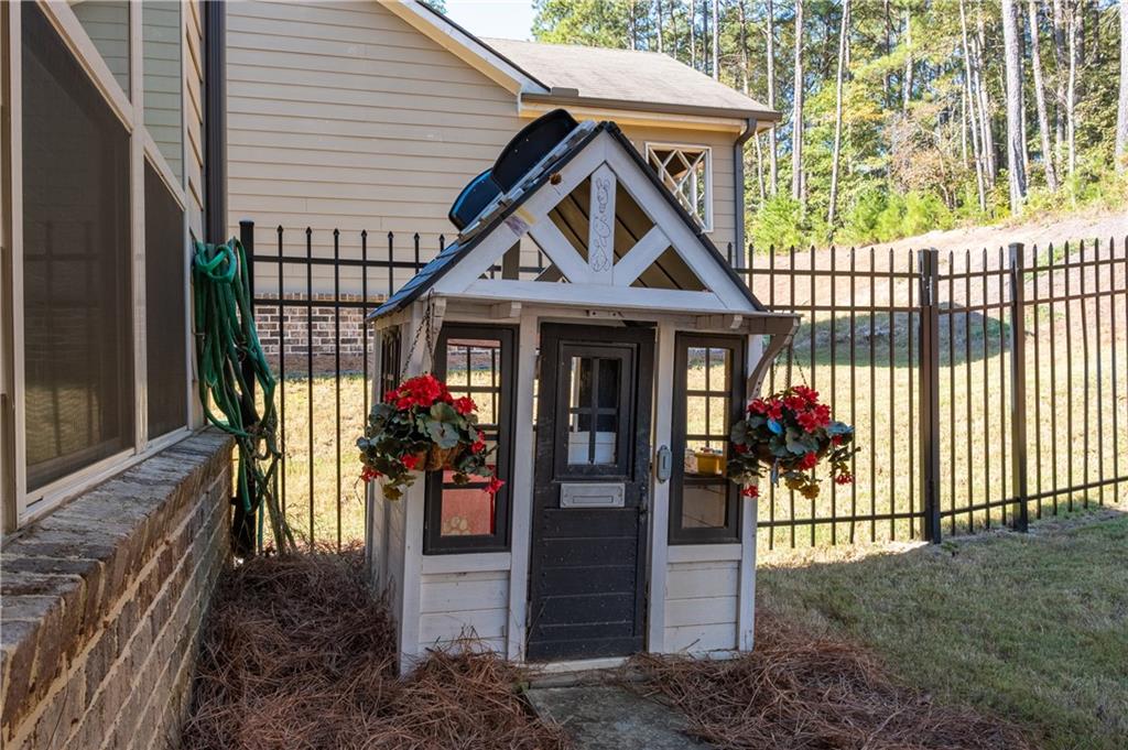 1826 Holman Forest Drive Hoschton GA 30548