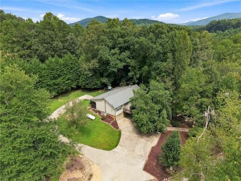 33 Pigeon Creek Drive Blue Ridge GA 30513