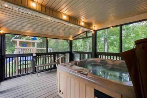 33 Pigeon Creek Drive Blue Ridge GA 30513