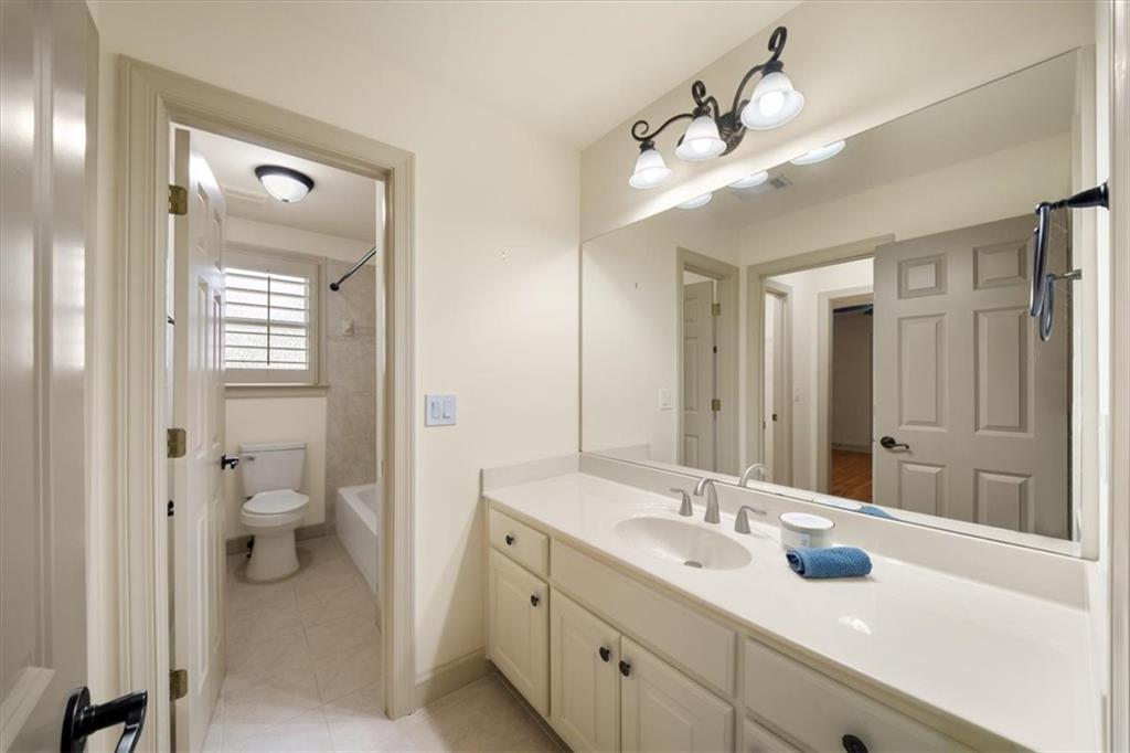 8370 Royal Melbourne Way Duluth GA 30097