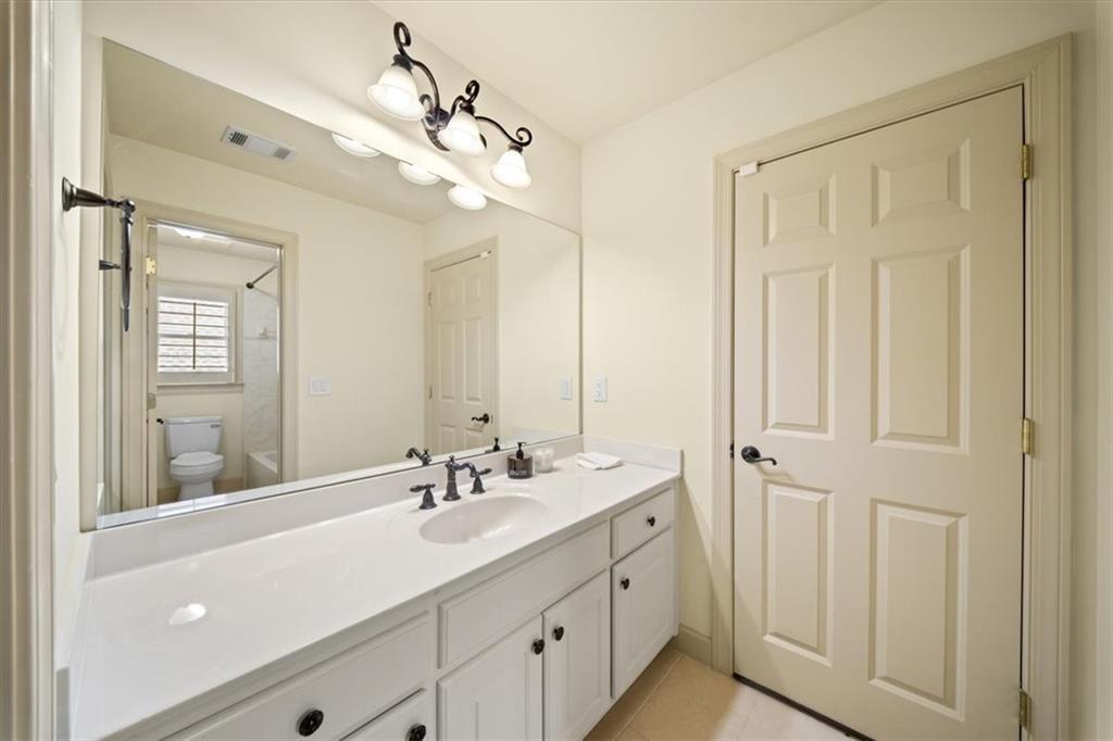 8370 Royal Melbourne Way Duluth GA 30097