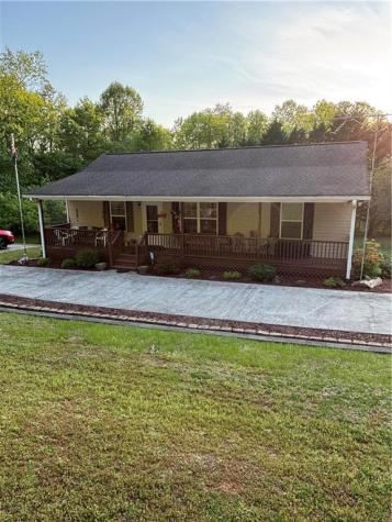 218 Burt Nix Road Blairsville GA 30512