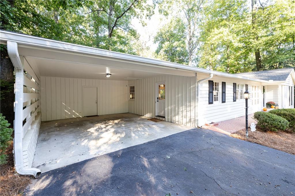 5614 Colton Drive Sandy Springs GA 30342