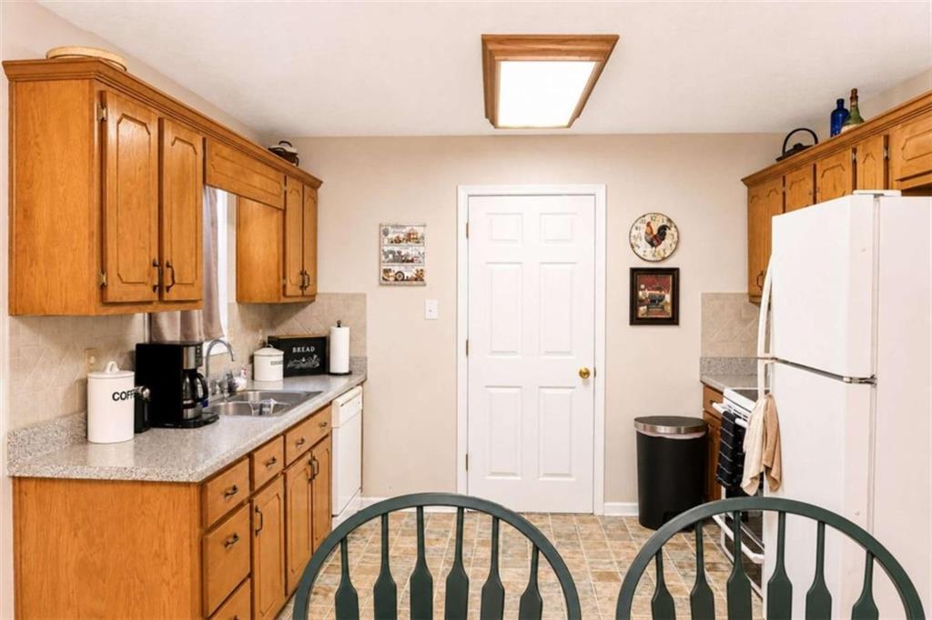 523 S River Drive S Jackson GA 30233