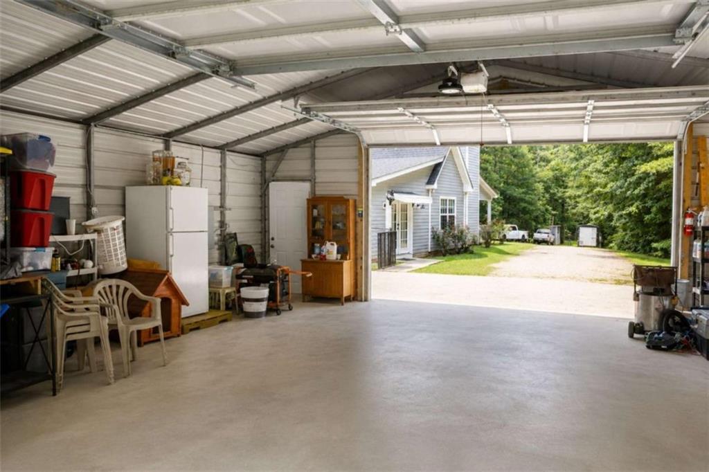 523 S River Drive S Jackson GA 30233