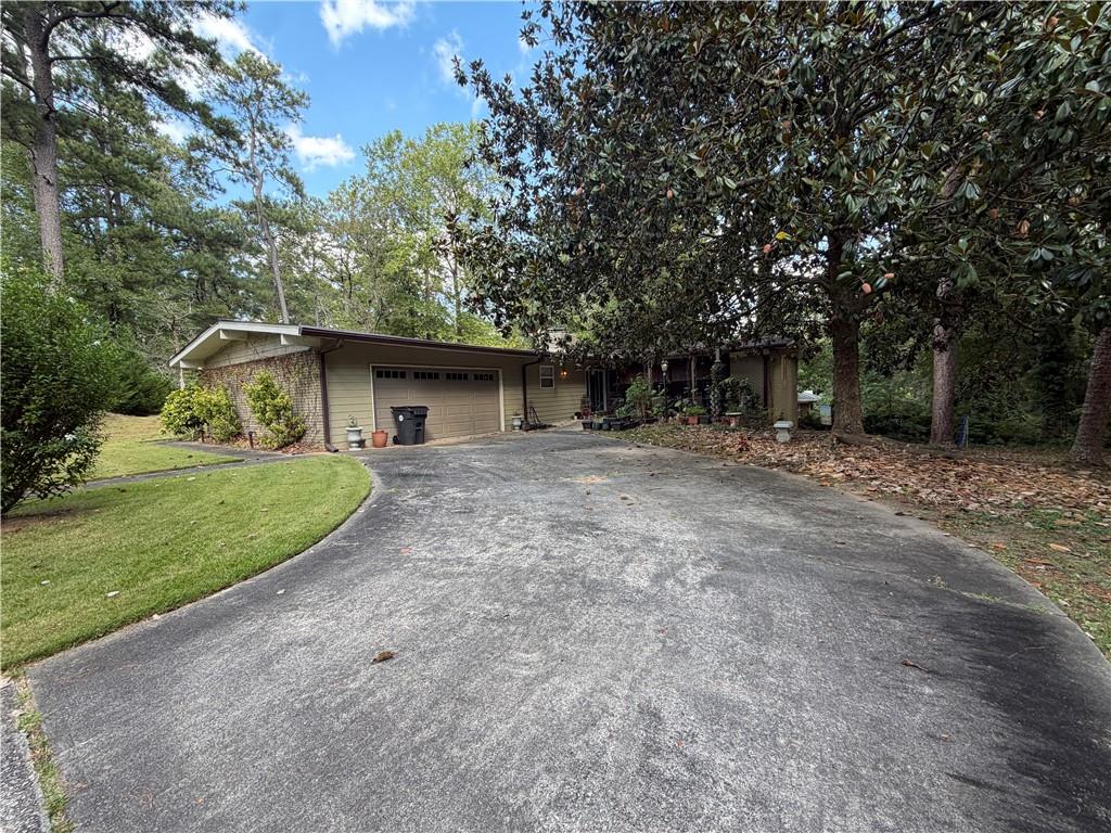 2550 Headland Drive East Point GA 30344
