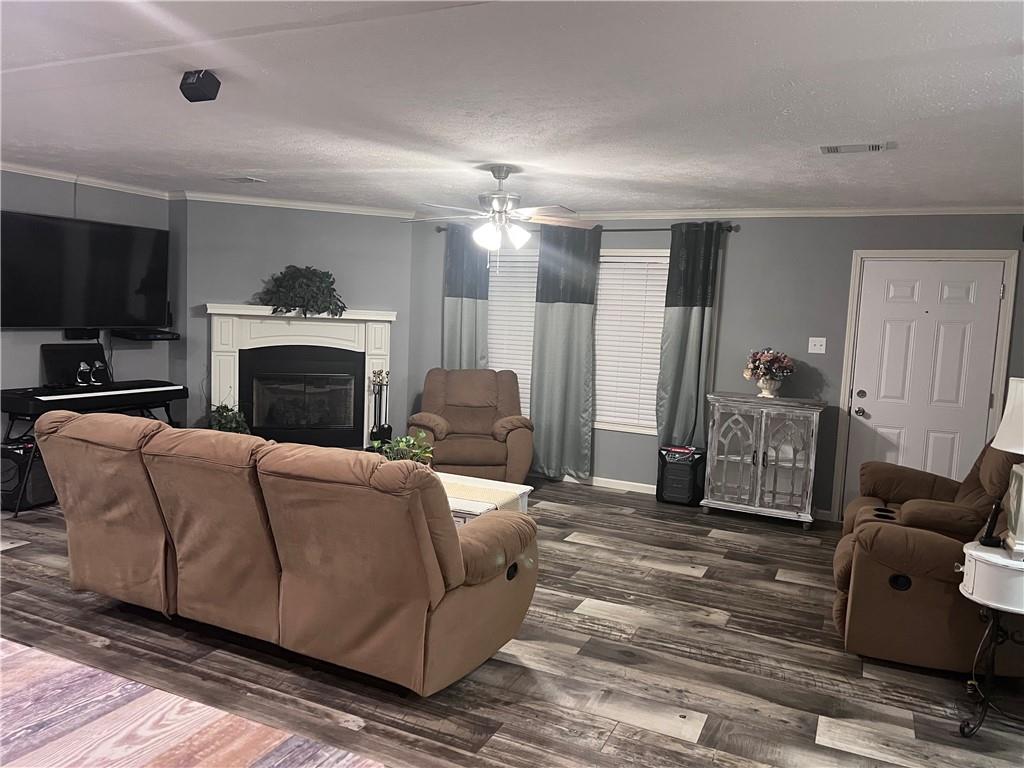4450 Cleveland Highway Cohutta GA 30710