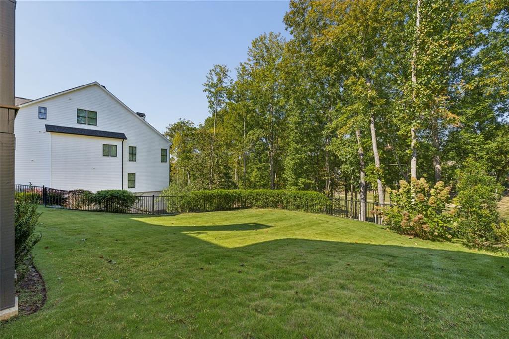9 Fieldstone Court E Dawsonville GA 30534
