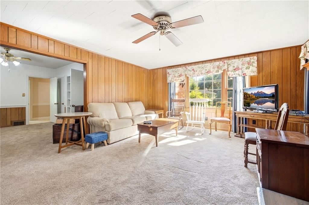 1154 Glenwood Drive Gainesville GA 30501