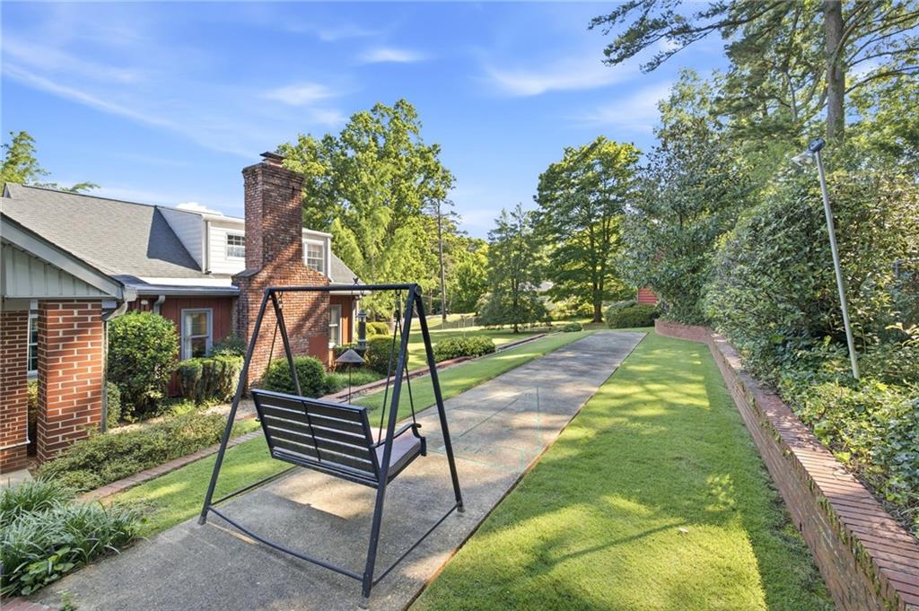 1154 Glenwood Drive Gainesville GA 30501