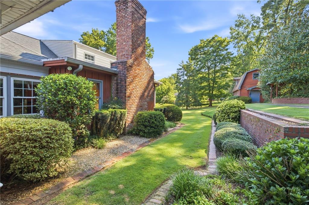 1154 Glenwood Drive Gainesville GA 30501