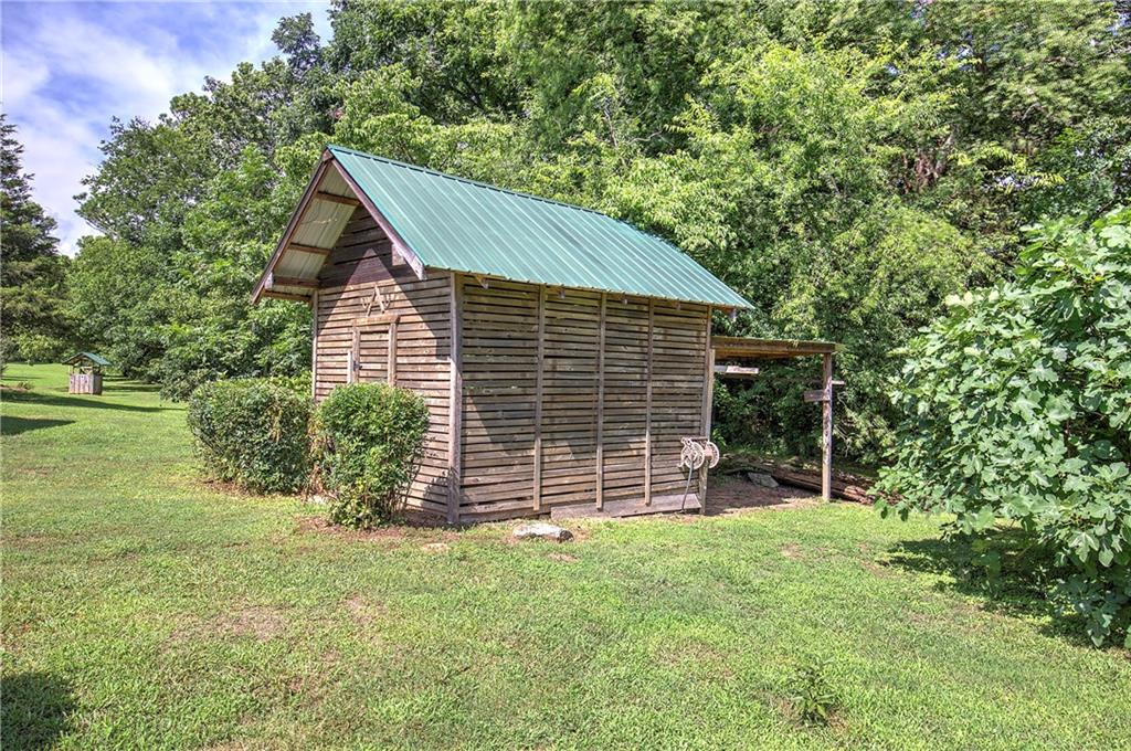 1180 Hall Station Road NW Adairsville GA 30103
