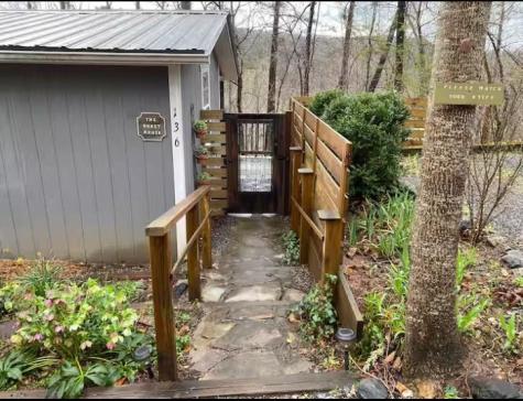 136 Bob Edwards Drive Dahlonega GA 30533